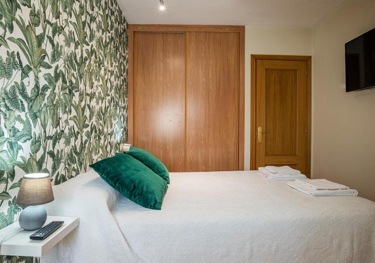 Apartamento Irene con Garaje y Wifi Cangas de Onís Exterior foto