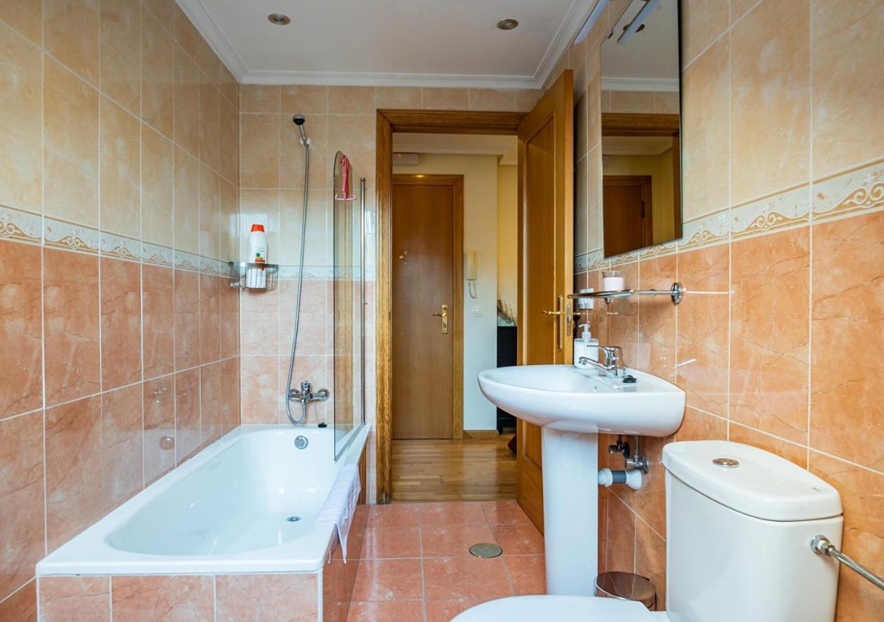 Apartamento Irene con Garaje y Wifi Cangas de Onís Exterior foto